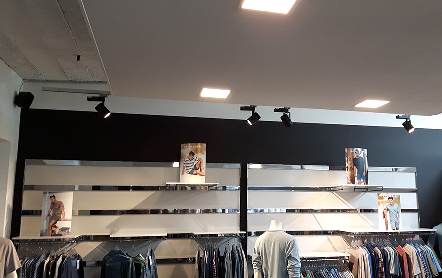 Clothing Shops of LED Track Spot Lights in Europe Countries